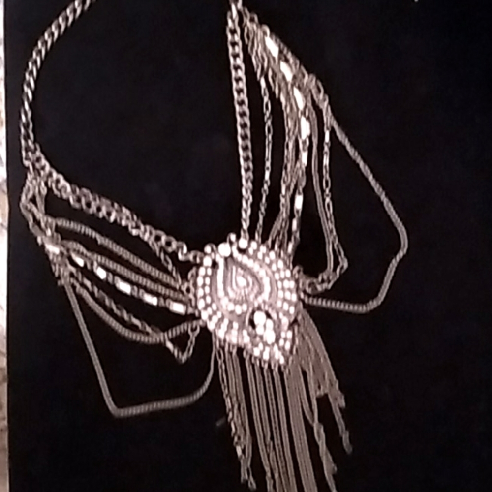 Vintage silver drape necklace